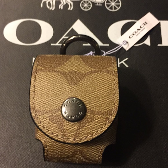 💥HOST PICK💥(UNISEX) COACH - EARBUD CASE BAG CHARM (NWT) - Picture 2 of 10